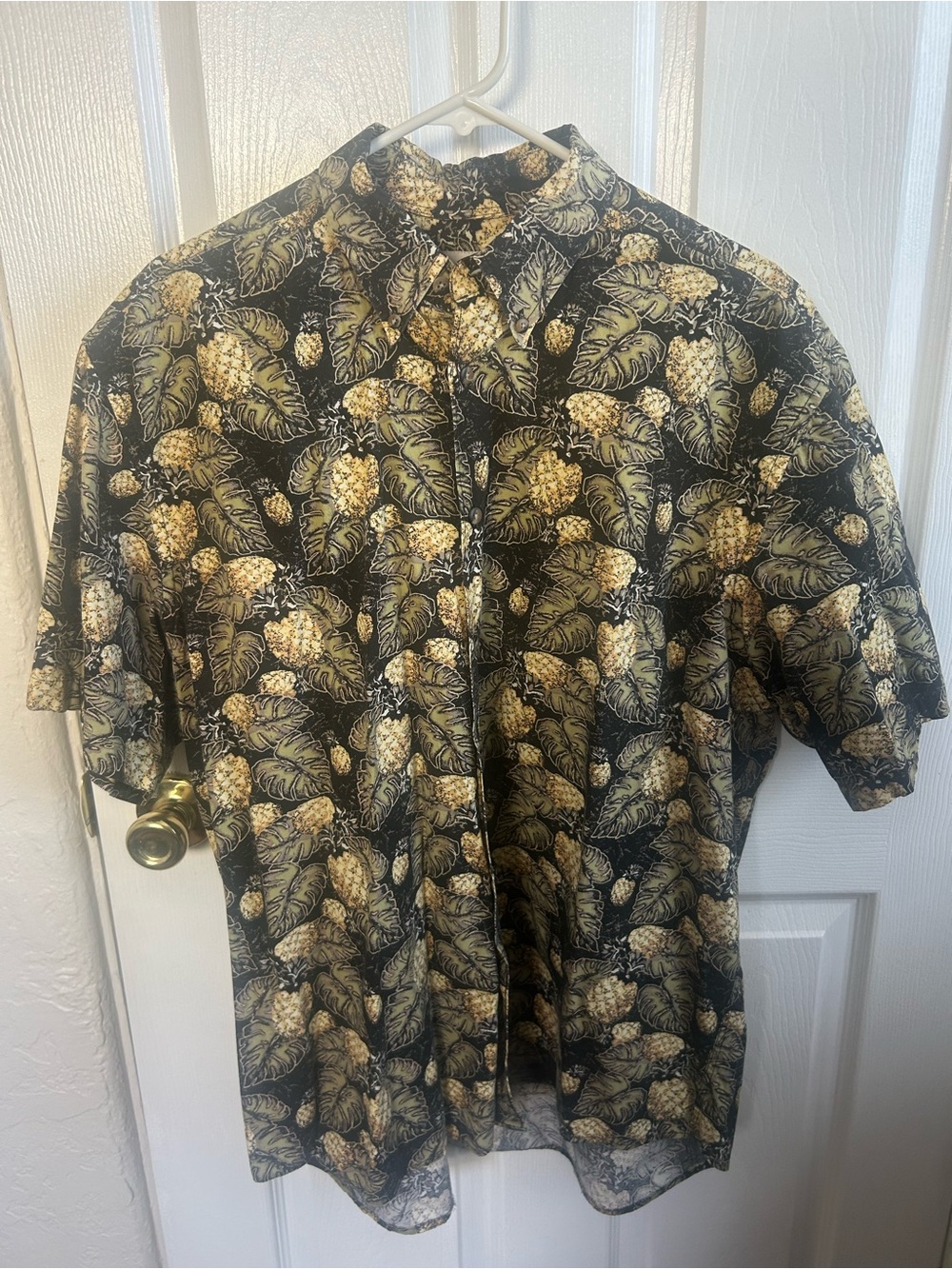 Men's Black and Gold Tropical Short-Sleeve Button-Down Shirt